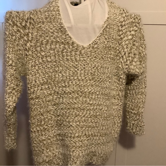 Lane Bryant Metallic Gold & White Sweater 22/24 - Picture 6 of 12